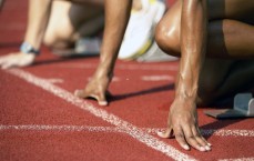 开云品牌_霍勒迪挡拆撕裂防线惊艳全场，飞身挑篮打出2+1奠定胜局