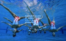 开云综合服务_准三双封神！詹姆斯末节发力砍31+9+10，全场高呼MVP后被换下场