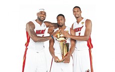 【开云官方平台】德里克·罗斯1号球衣退役仪式倒计时，昔日队友齐聚致敬风城传奇