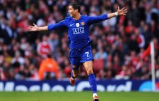 开云官方平台-阿劳霍宣布回归巴塞罗那队，公开训练中将亲自向球迷致谢