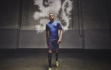 【开云权威入口】电讯报独家，尤文图斯夏窗锁定托纳利，曼城加入争夺战引爆中场人才竞争