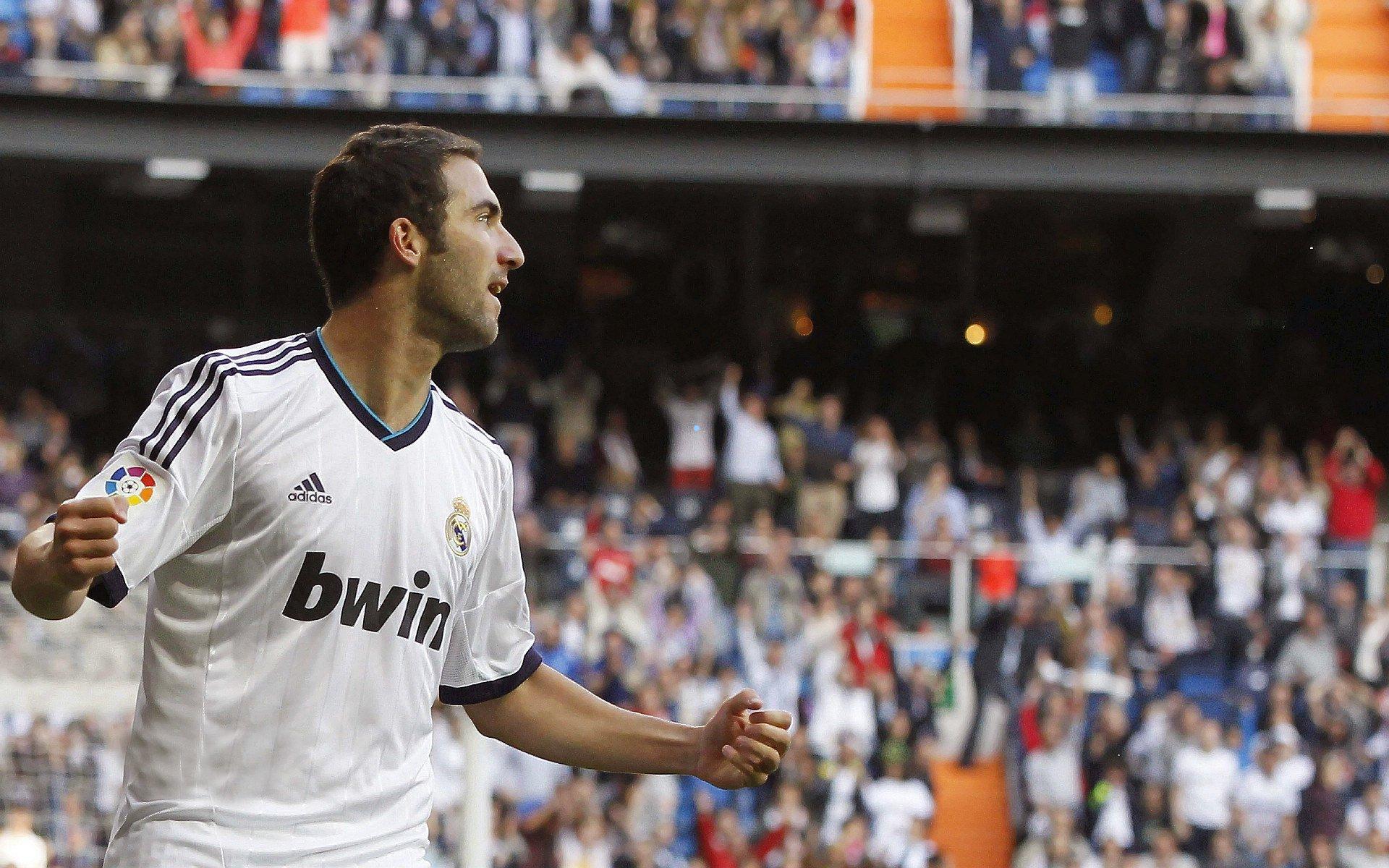 丰塞卡高度评价恩德里克天赋，强调其体能尚需时间适应全场竞技